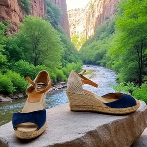 Kanna Spain Espadrilles Sz 7.5 Elegant Blue Wedge Sandals